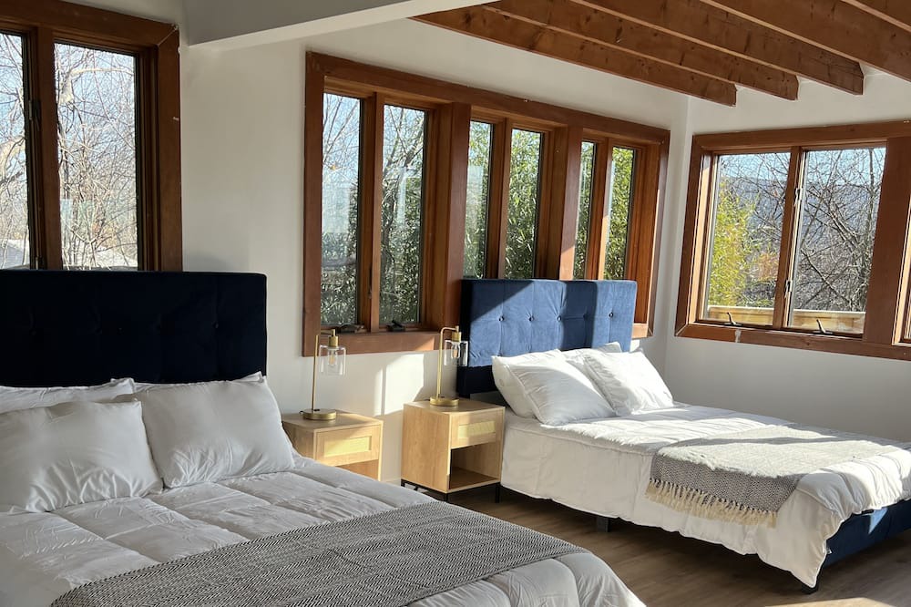 Photo of Bedroom in Greenwood Lake