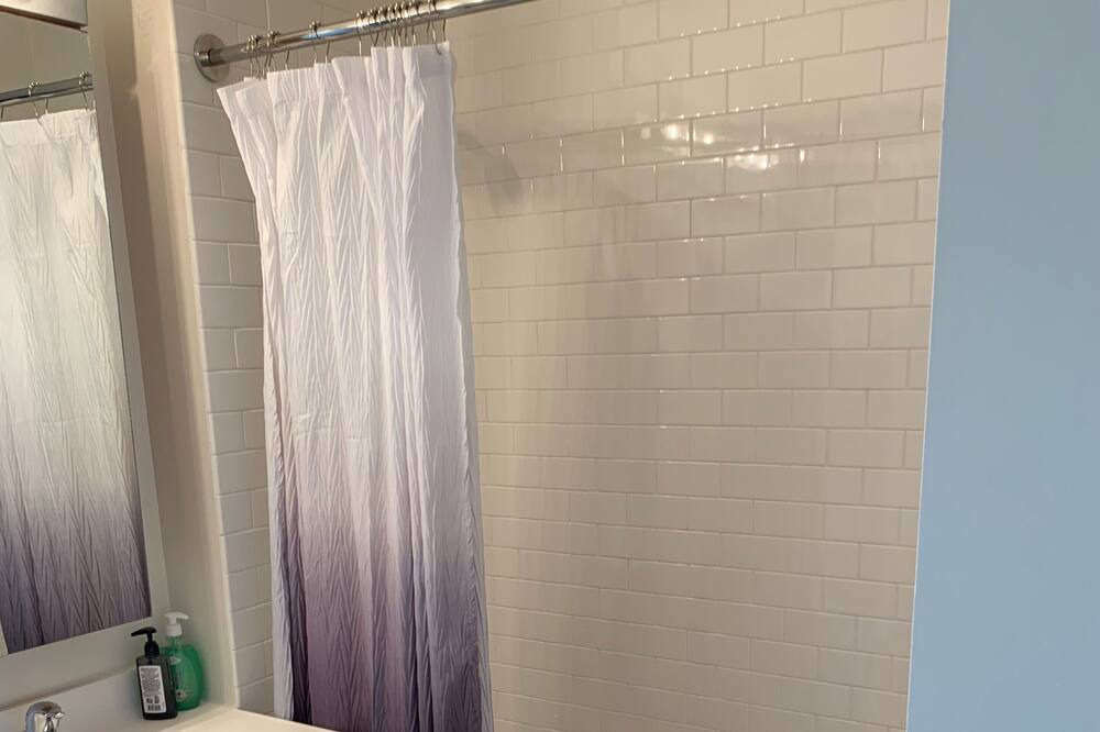 Photo of Bathroom in New Rochelle