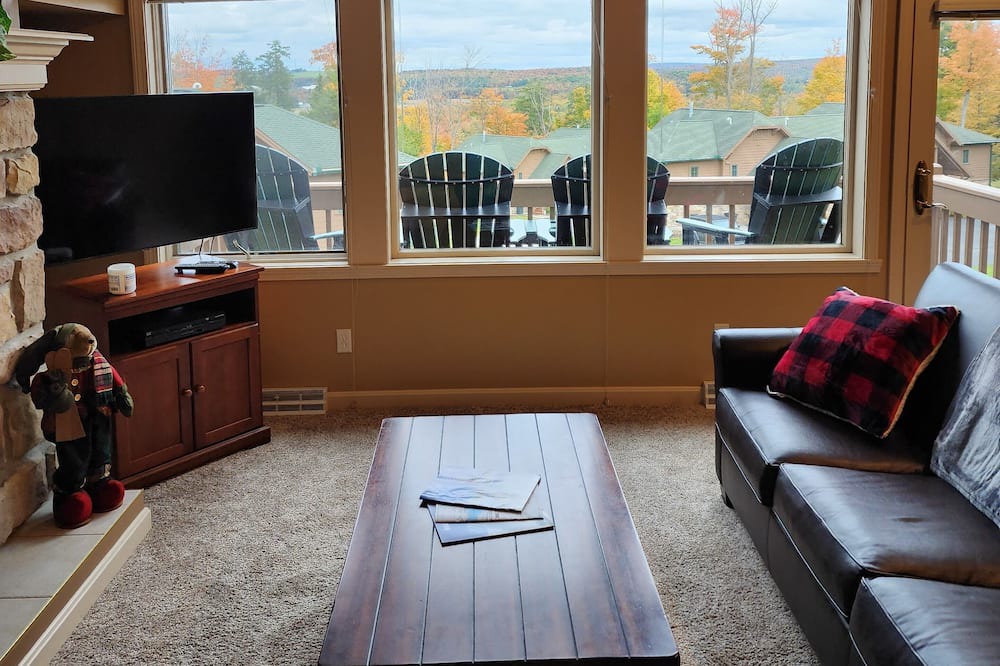 Photo of Livingroom in Clymer
