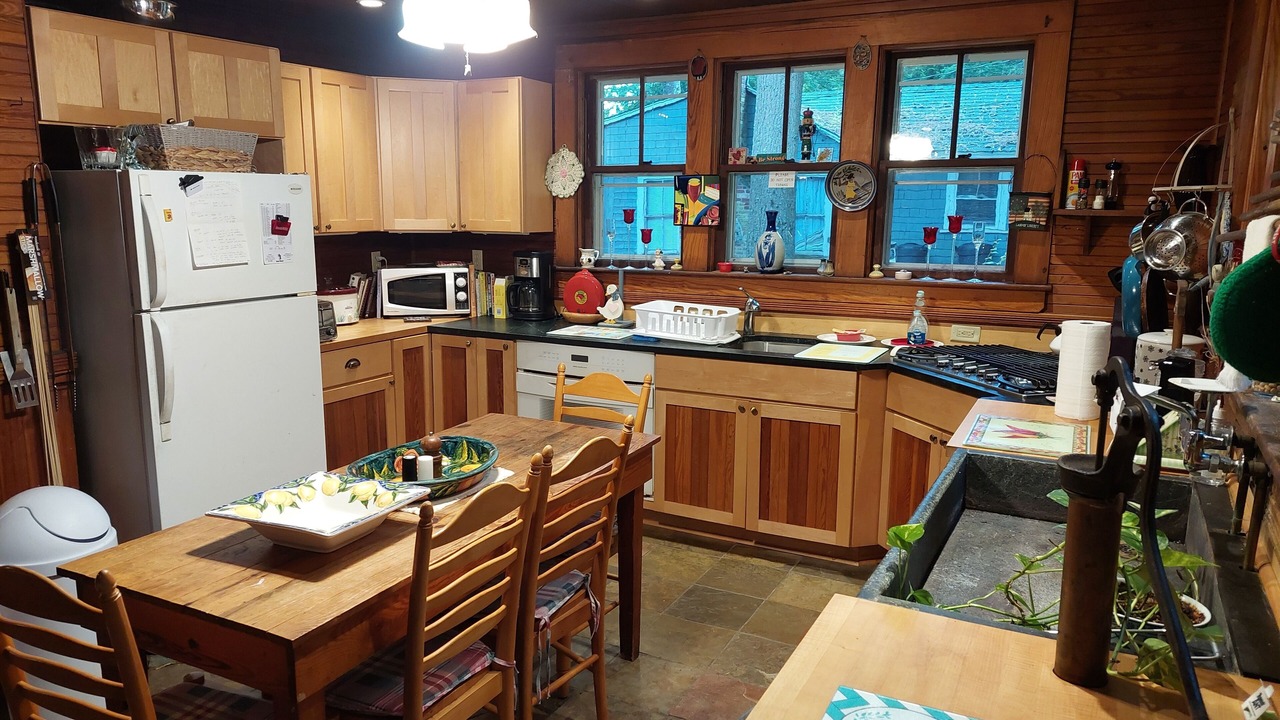 Photo of Kitchen in Swanzey