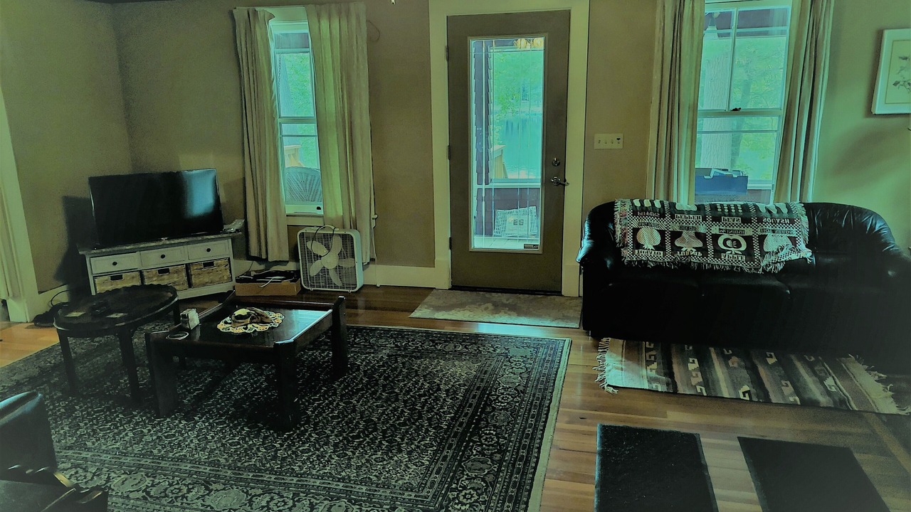 Photo of Livingroom in Swanzey