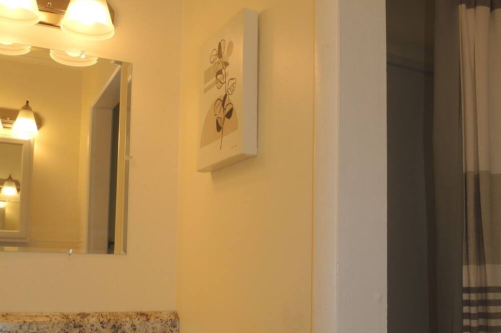 Photo of Bathroom in West End