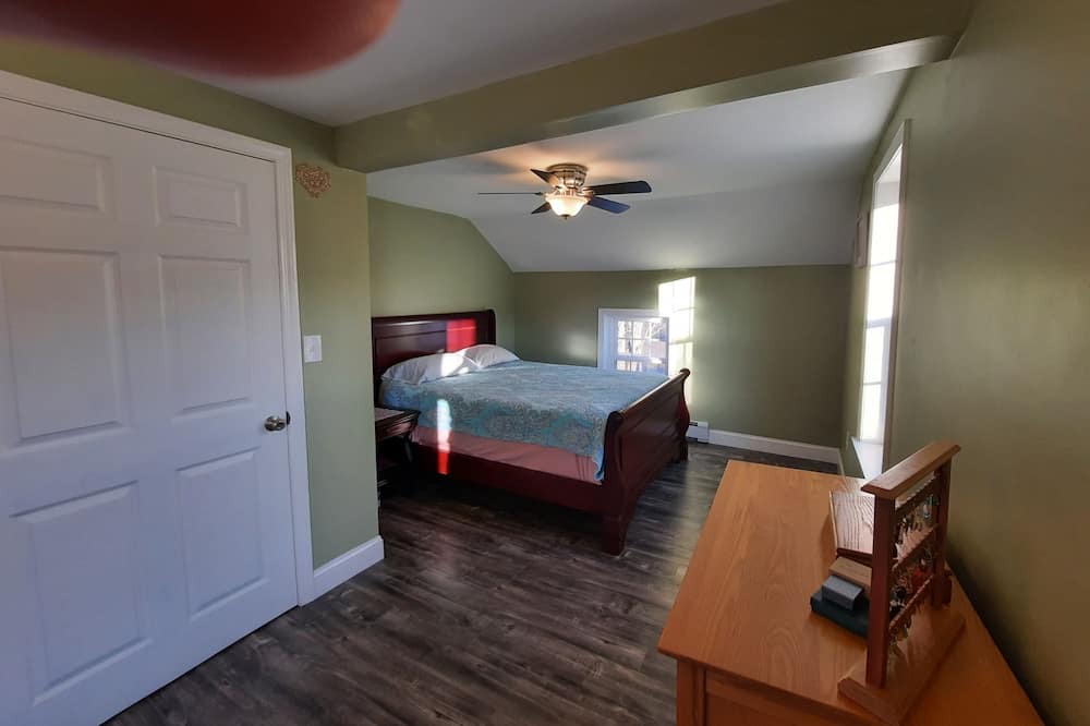 Photo of Bedroom in Sudbury