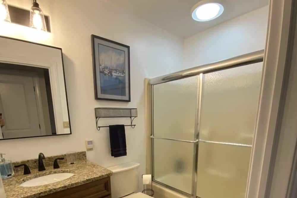 Photo of Bathroom in Queensbury