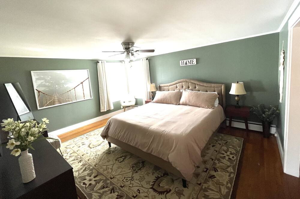 Photo of Bedroom in Littleton