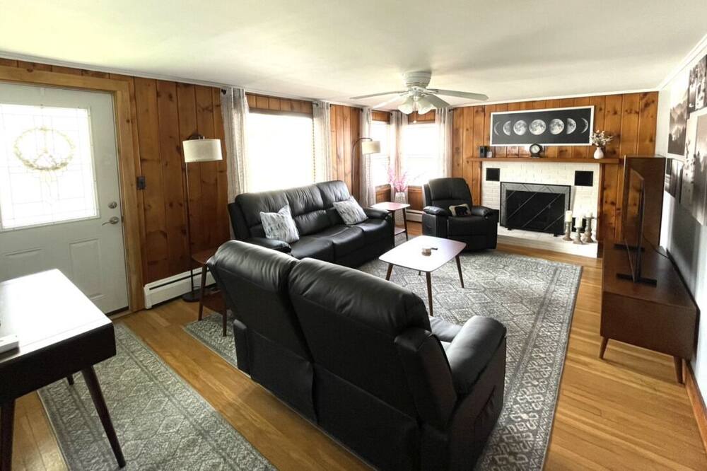 Photo of Livingroom in Littleton