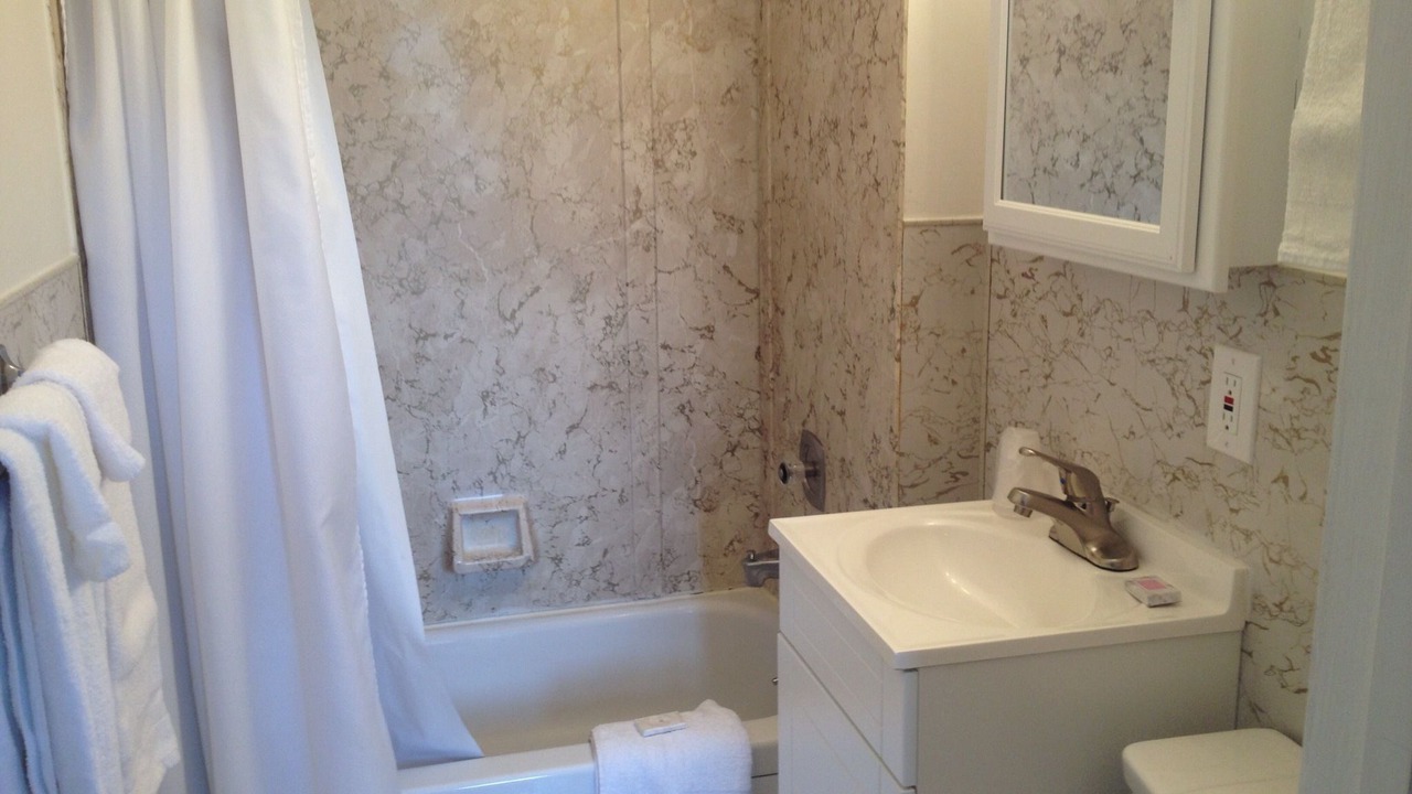 Photo of Bathroom in Clarence