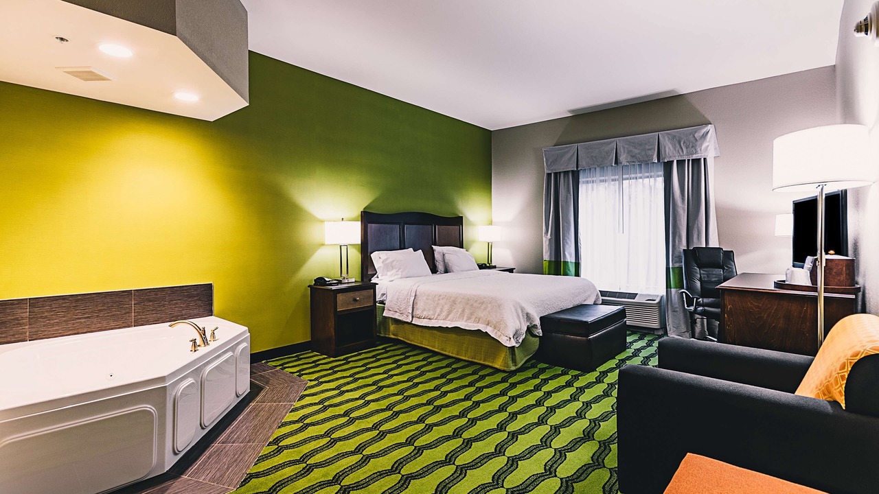 Photo of Bedroom in Niagara Falls