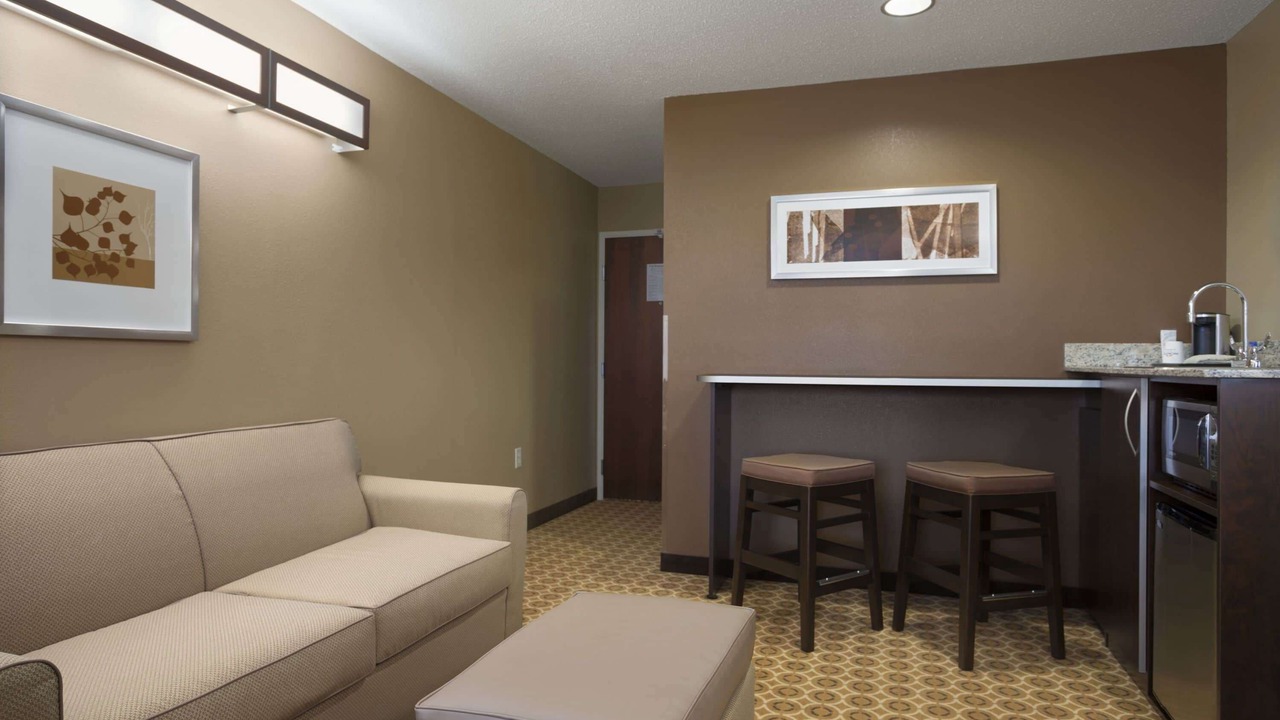 Photo of Livingroom in White Hall