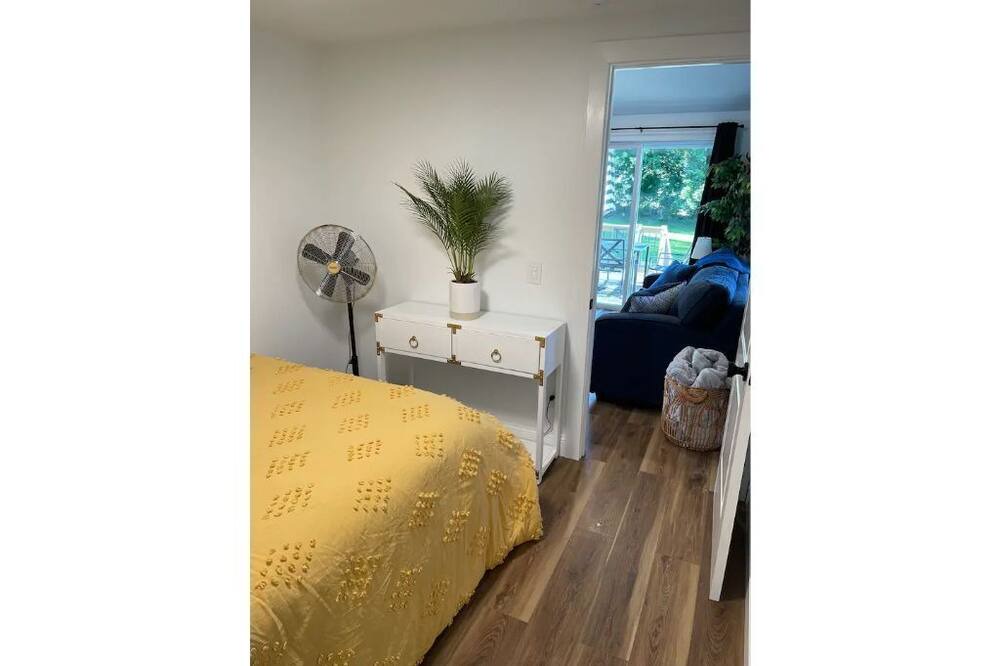 Photo of Bedroom in Town of Richmond