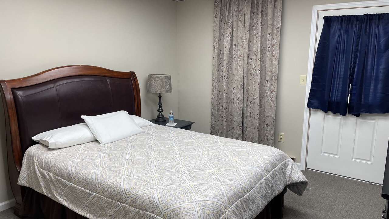 Photo of Bedroom in Baldwinsville