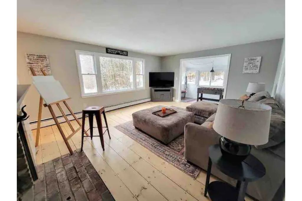 Photo of Livingroom in Bridgewater