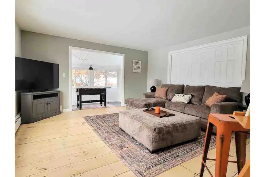 Photo of Livingroom in Bridgewater