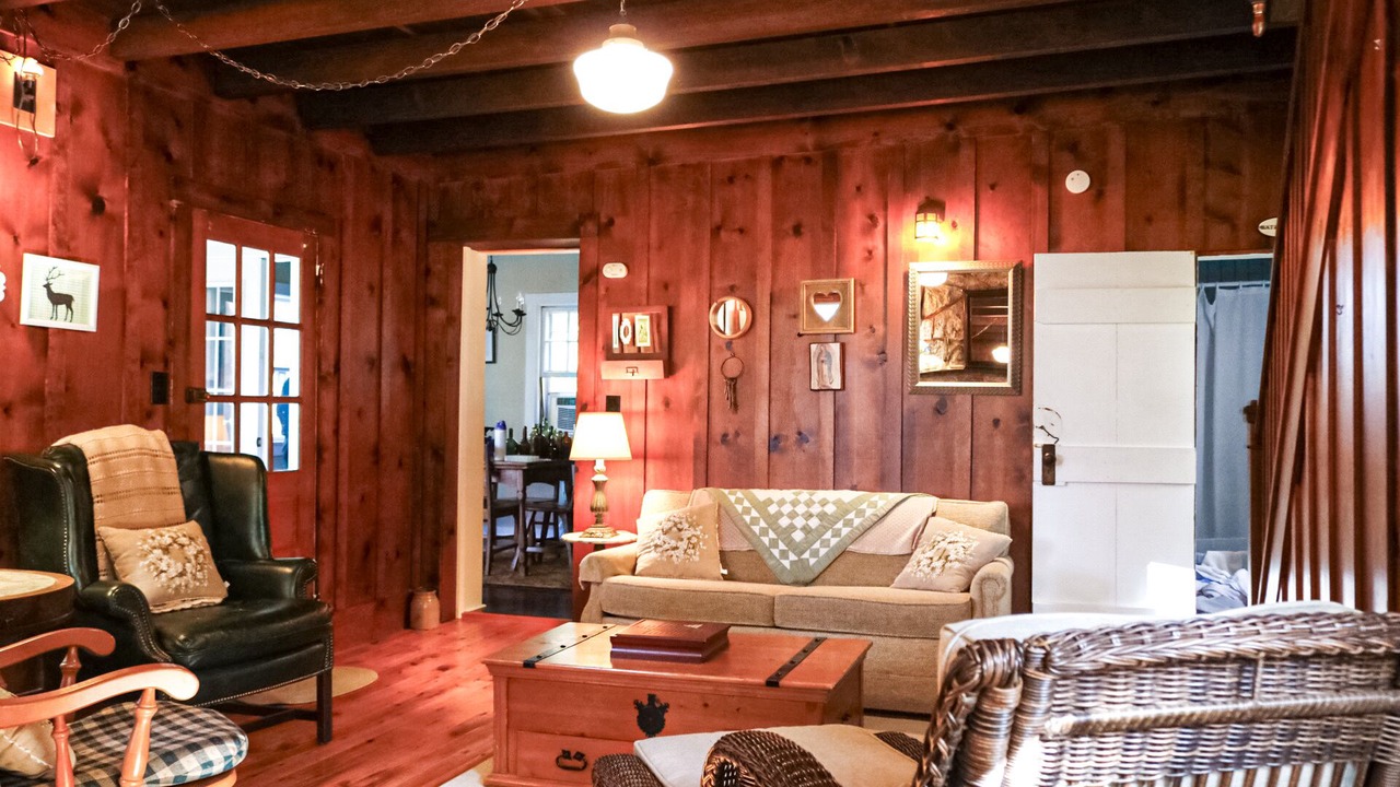 Photo of Livingroom in Fitzwilliam