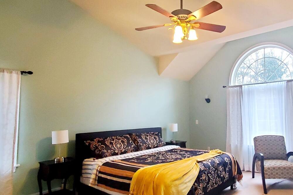 Photo of Bedroom in Queensbury