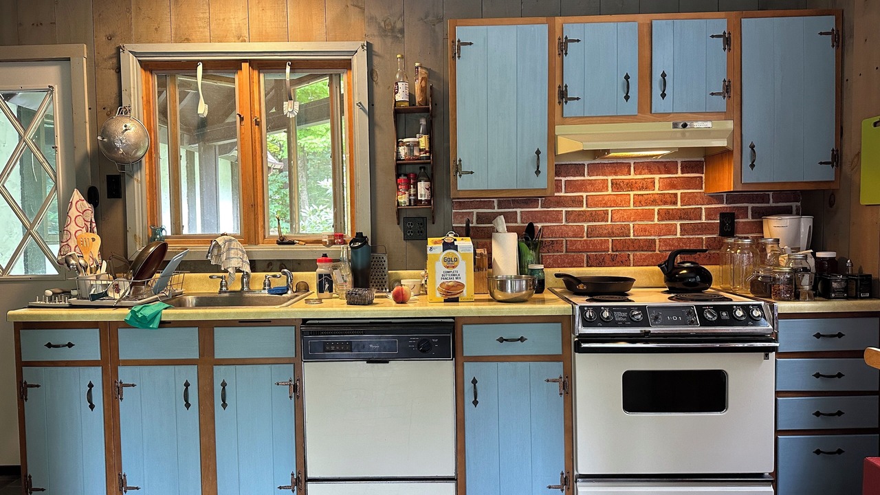 Photo of Kitchen in Huletts Landing