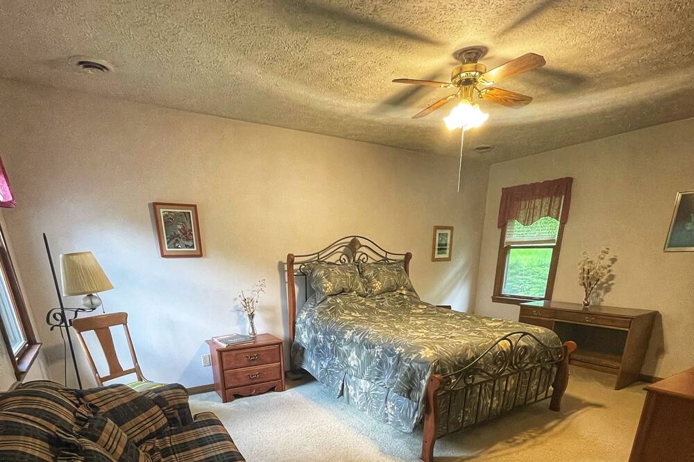 Photo of Bedroom in Harman
