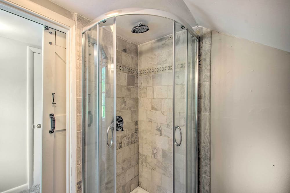 Photo of Bathroom in Buena Vista