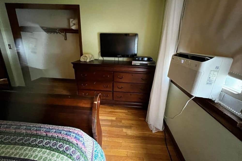 Photo of Bedroom in Nashua
