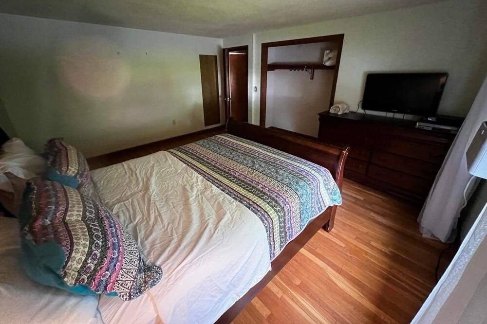 Photo of Bedroom in Nashua