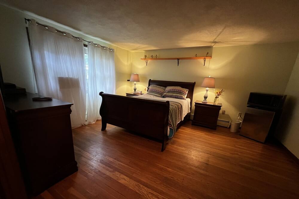 Photo of Bedroom in Nashua
