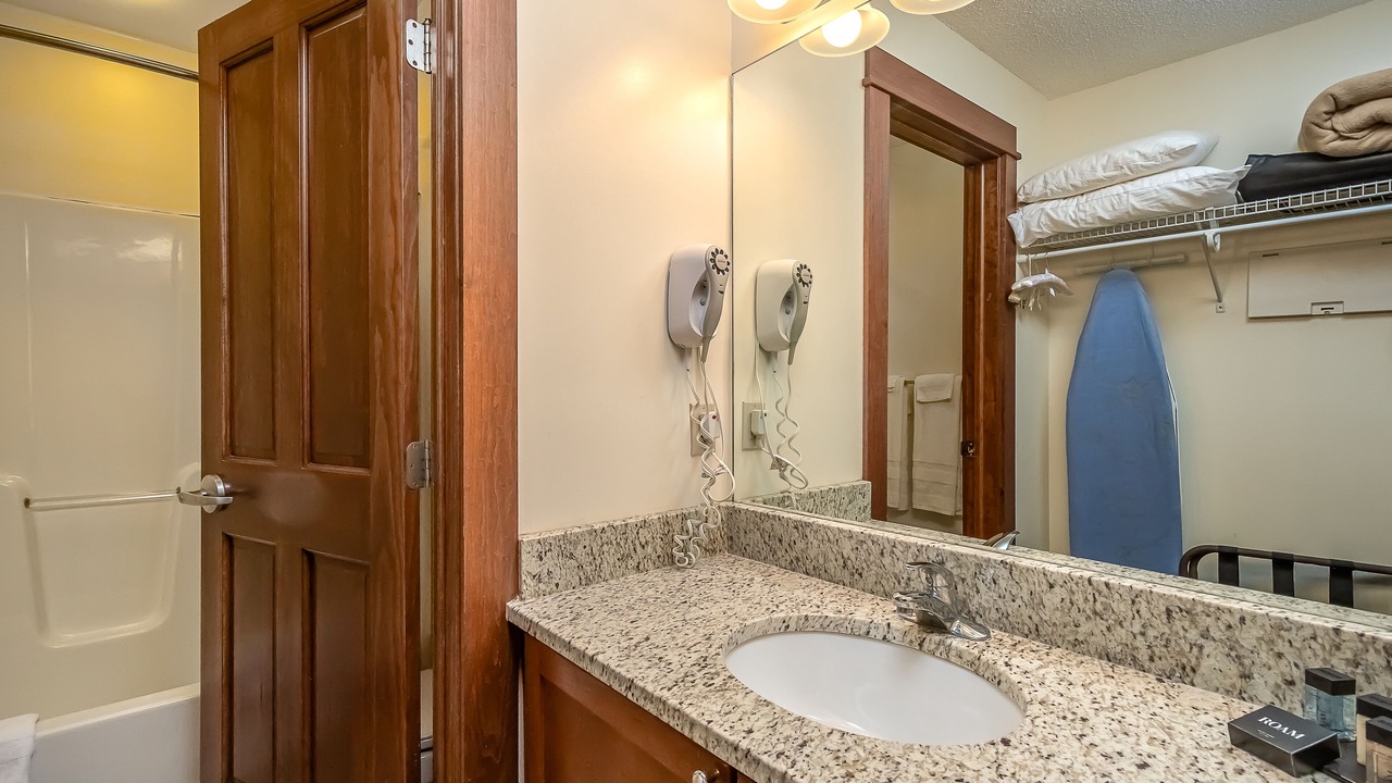 Photo of Bathroom in Thayerville