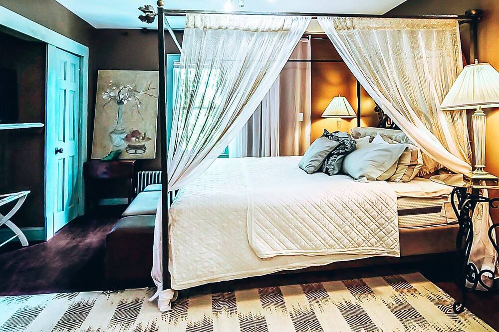 Photo of Bedroom in North Adams