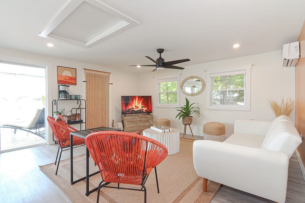 Photo of Livingroom in Middleton