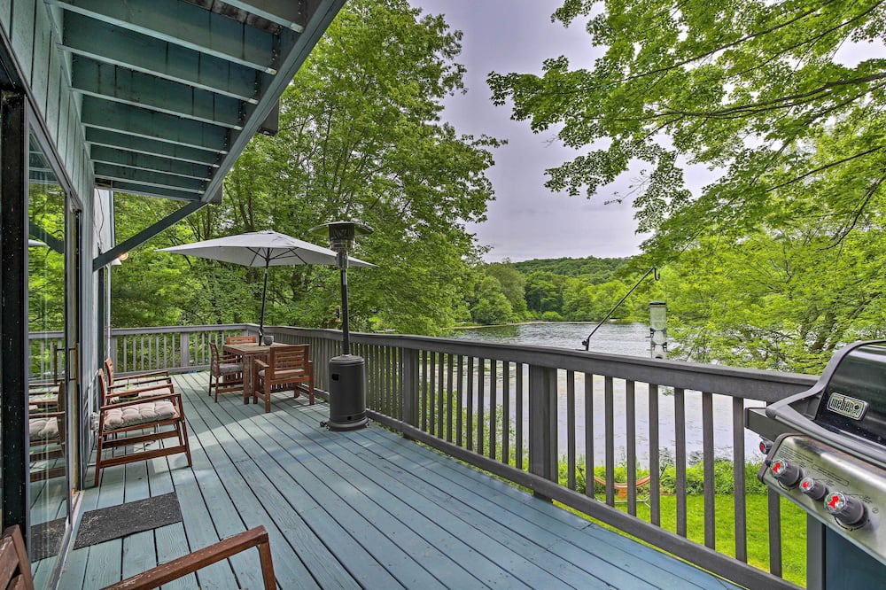 Photo of Patio Balcony in Clinton Corners