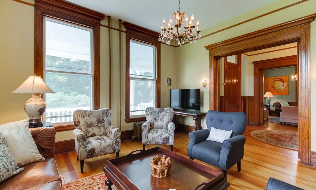 Photo of Livingroom in Hot Springs
