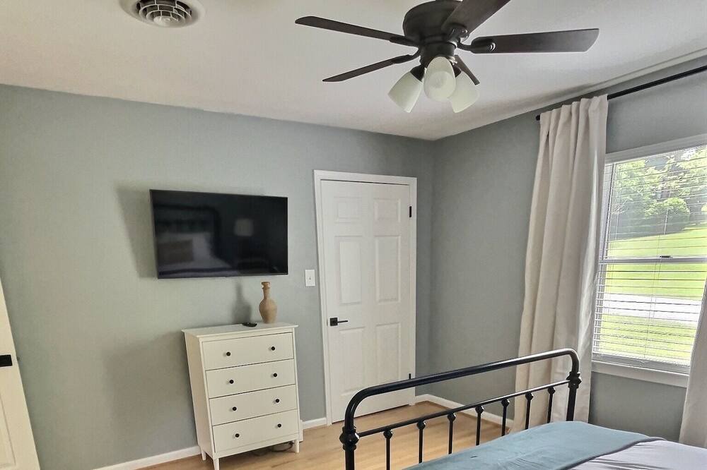 Photo of Bedroom in Bakerton