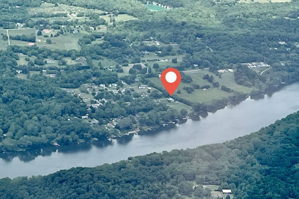 Photo of Others in Bakerton
