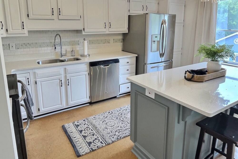 Photo of Kitchen in Bakerton