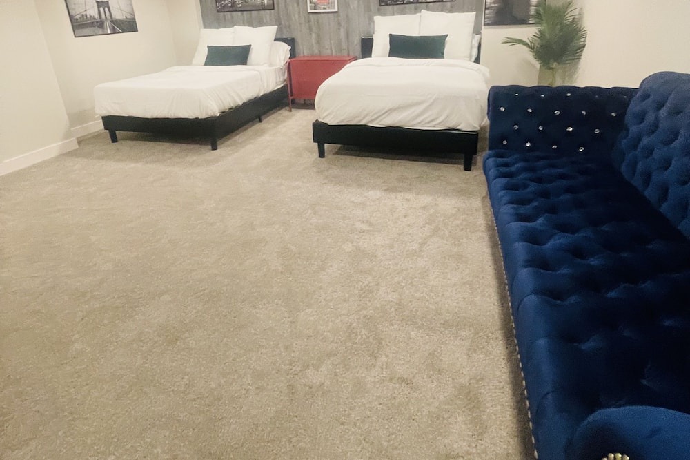 Photo of Bedroom in Parkville