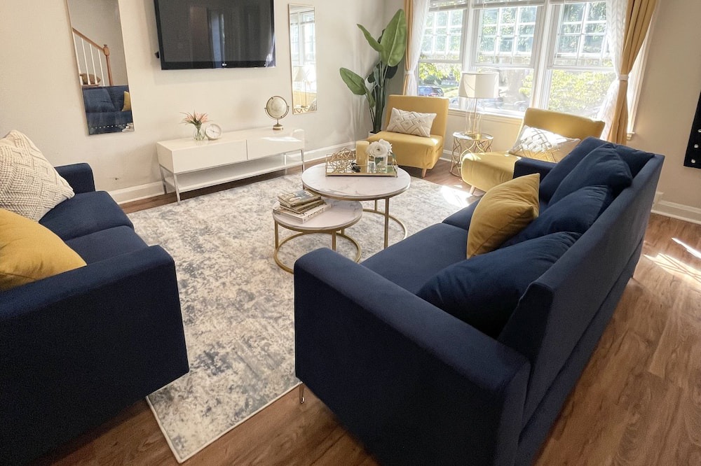 Photo of Livingroom in Parkville