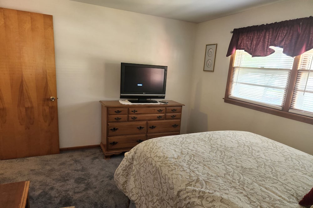 Photo of Bedroom in East Syracuse