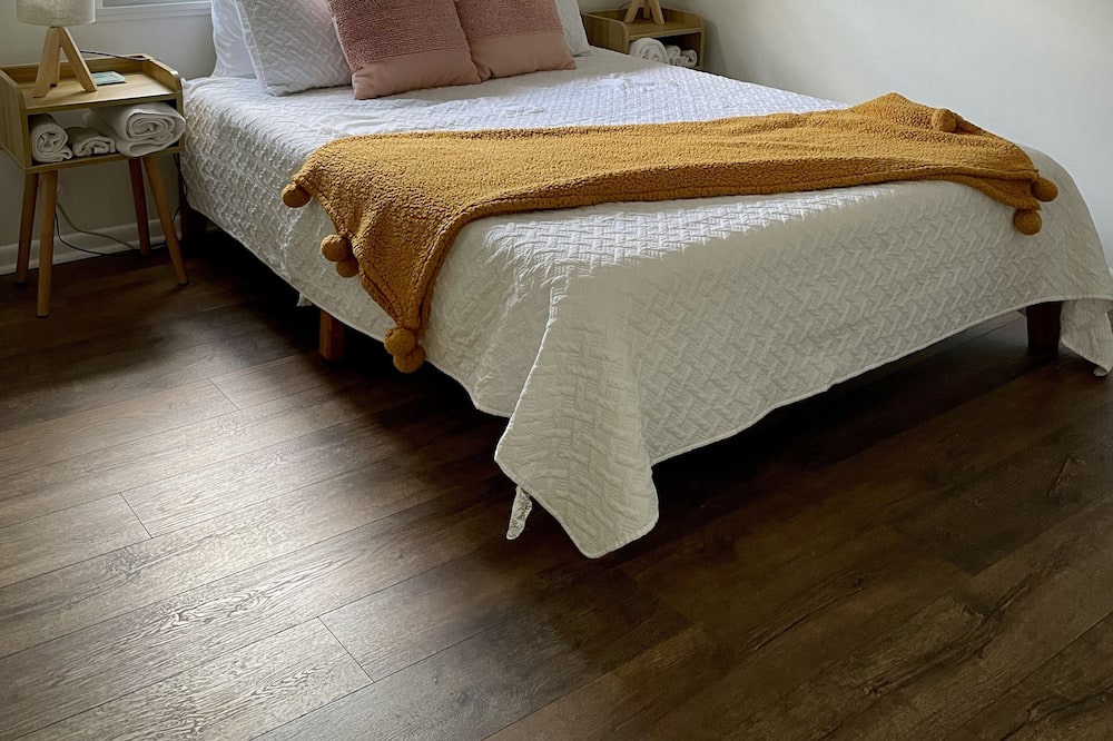 Photo of Bedroom in Leetsdale