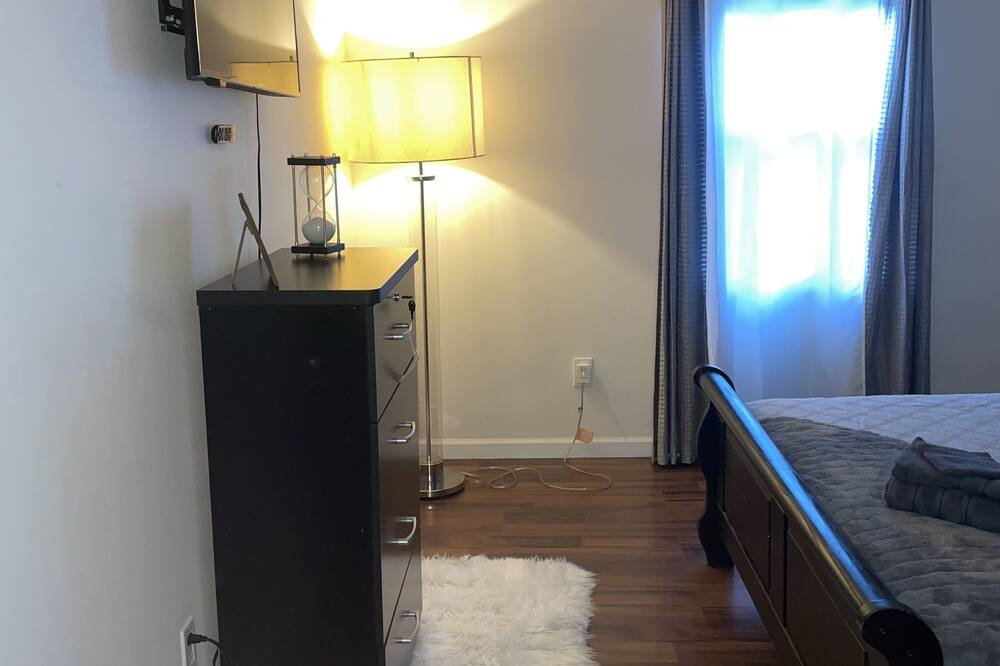Photo of Bedroom in Hicksville