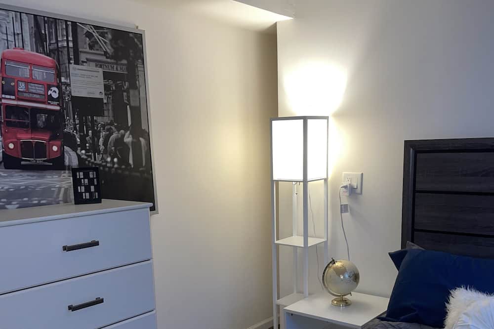 Photo of Bedroom in Hicksville