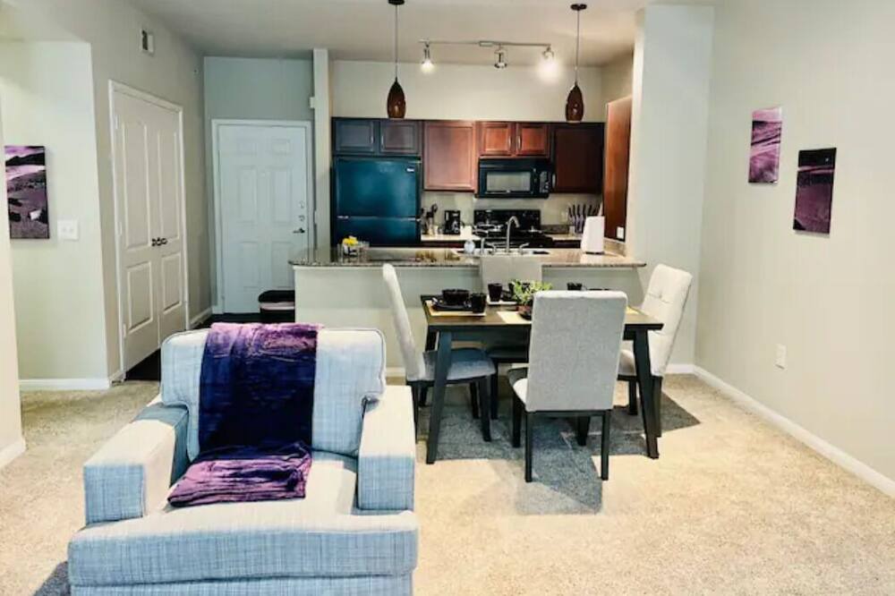 Photo of Bedroom in Pearland