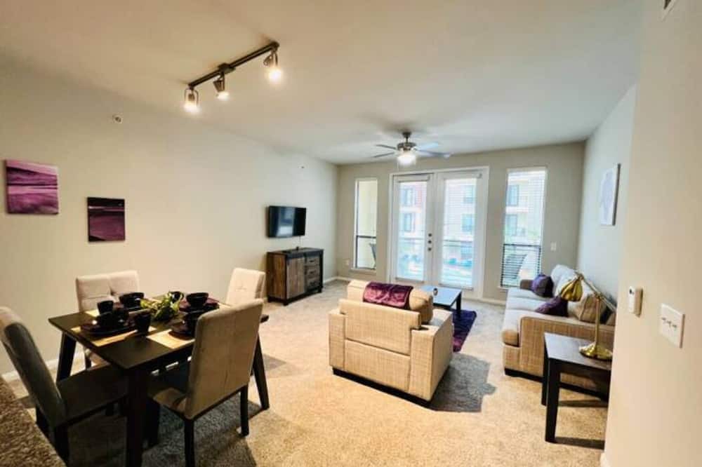 Photo of Livingroom in Pearland