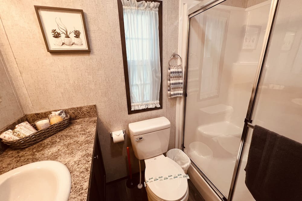 Photo of Bathroom in Middle Grove