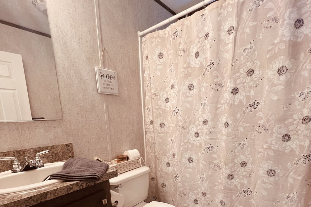 Photo of Bathroom in Middle Grove