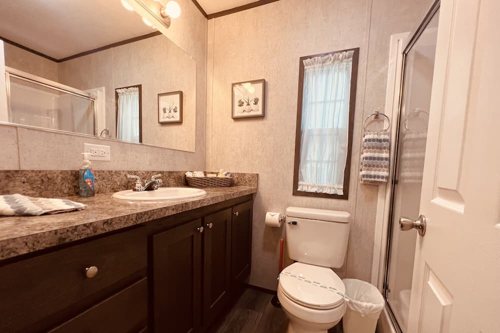 Photo of Bathroom in Middle Grove
