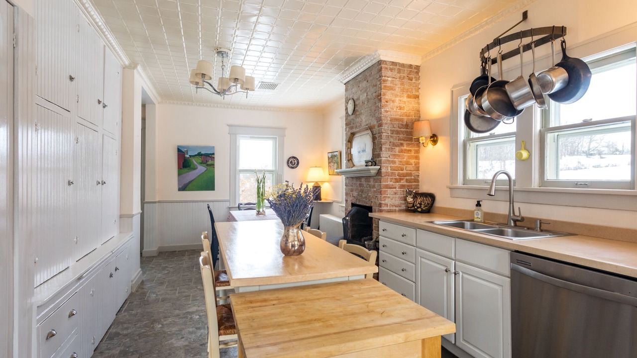 Photo of Kitchen in Hollowville