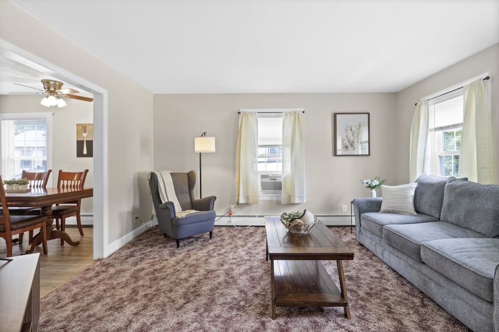 Photo of Livingroom in Palmyra