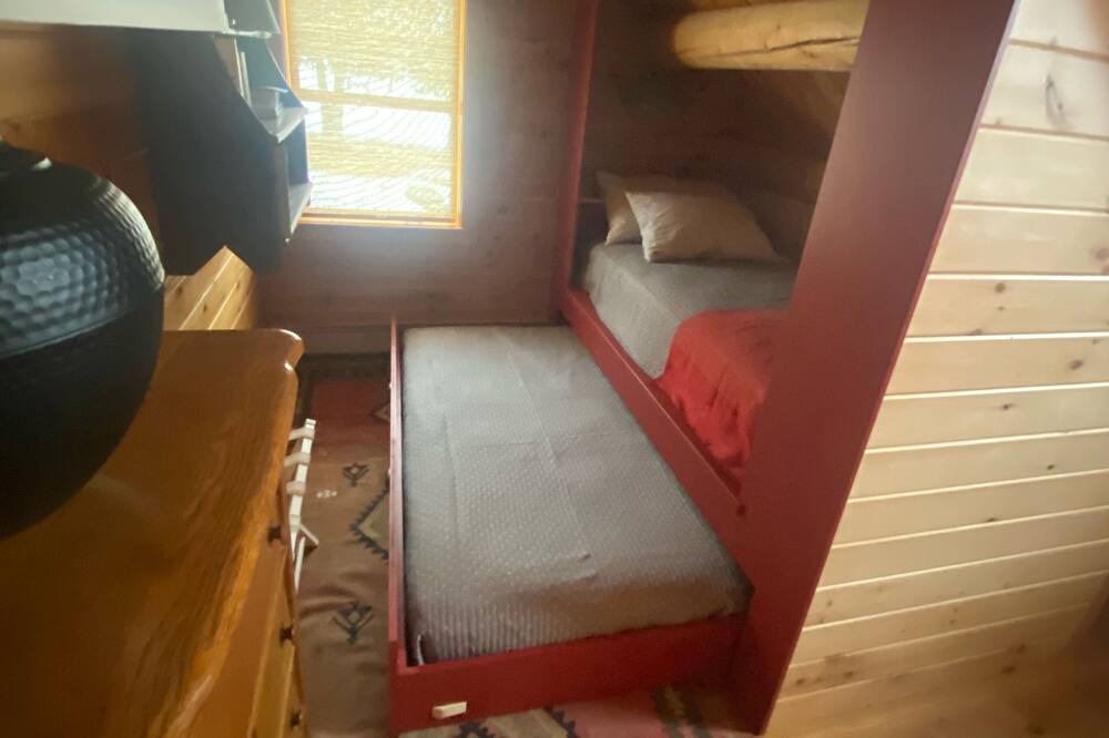 Photo of Bedroom in Bomoseen