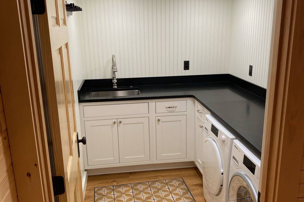 Photo of Kitchen in Bomoseen