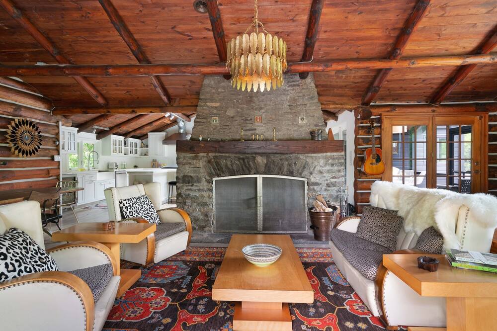 Photo of Livingroom in Woodstock