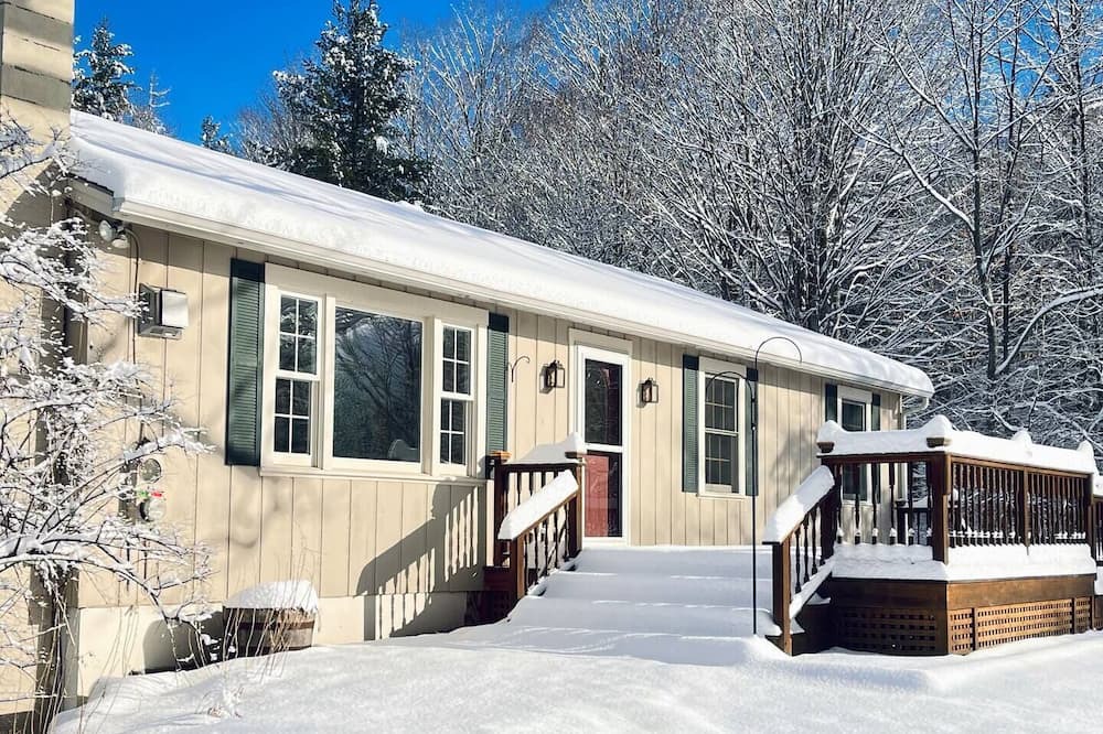 Photo of Outdoor in Woodstock